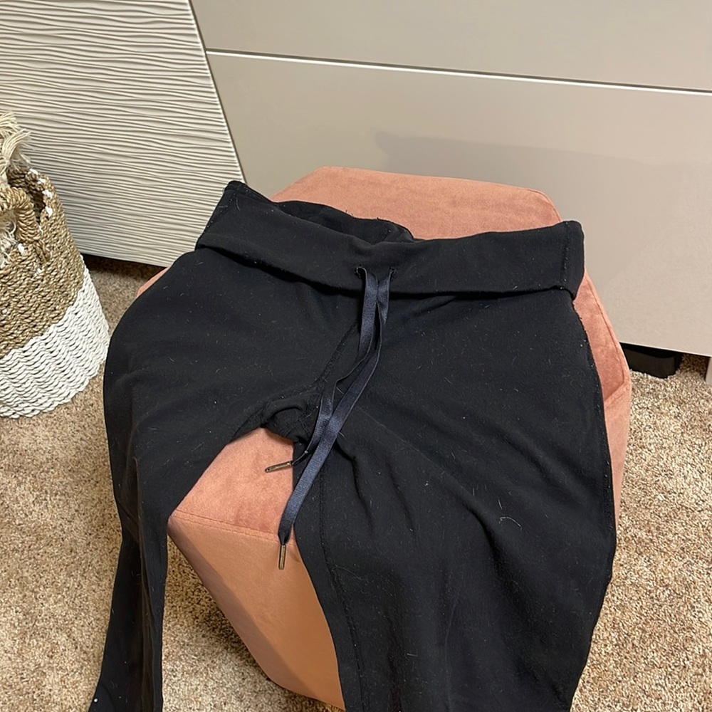 COPY - Lululemon straight leg pants (Old Lulu)
